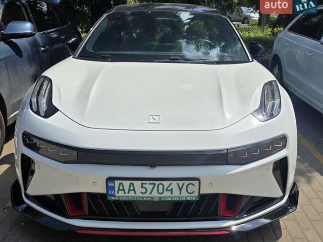 Білий Zeekr 001, об'ємом двигуна 0 л та пробігом 14 тис. км за 53800 $, фото 24 на Automoto.ua