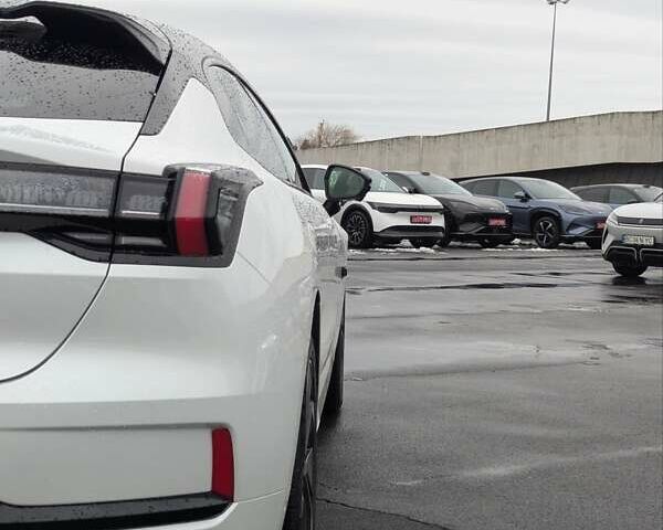 Білий Zeekr 001, об'ємом двигуна 0 л та пробігом 38 тис. км за 37500 $, фото 10 на Automoto.ua