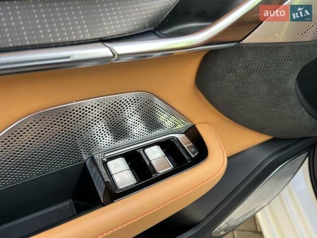 Белый Zeekr 001, объемом двигателя 0 л и пробегом 41 тыс. км за 32990 $, фото 39 на Automoto.ua