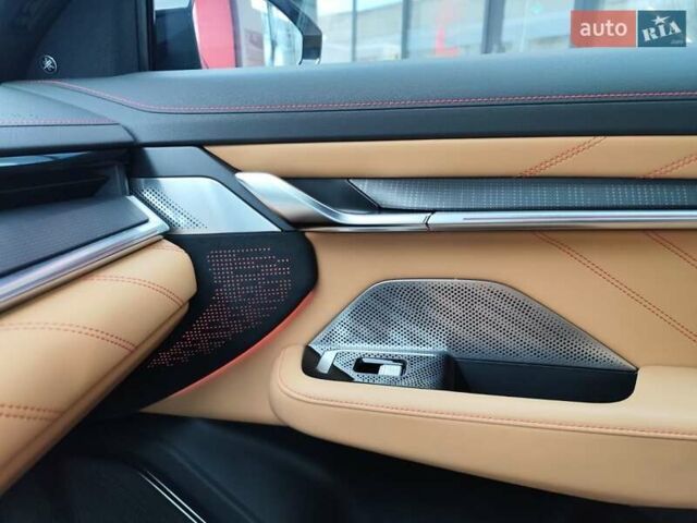 Білий Zeekr 001, об'ємом двигуна 0 л та пробігом 14 тис. км за 53800 $, фото 32 на Automoto.ua