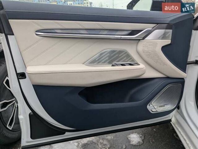 Білий Zeekr 001, об'ємом двигуна 0 л та пробігом 38 тис. км за 37500 $, фото 17 на Automoto.ua