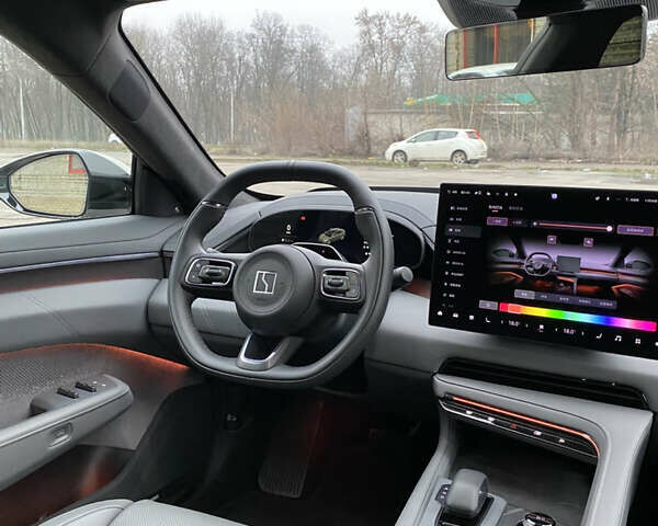 Белый Zeekr 001, объемом двигателя 0 л и пробегом 8 тыс. км за 44800 $, фото 16 на Automoto.ua