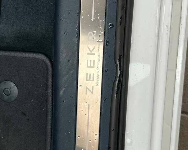 Белый Zeekr 001, объемом двигателя 0 л и пробегом 11 тыс. км за 37400 $, фото 37 на Automoto.ua