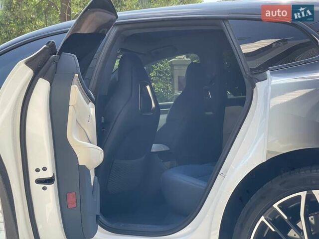 Белый Zeekr 001, объемом двигателя 0 л и пробегом 20 тыс. км за 44900 $, фото 8 на Automoto.ua
