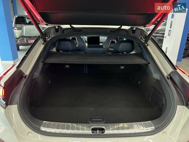 Білий Zeekr 001, об'ємом двигуна 0 л та пробігом 12 тис. км за 44999 $, фото 16 на Automoto.ua