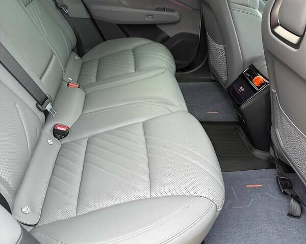 Белый Zeekr 001, объемом двигателя 0 л и пробегом 8 тыс. км за 45000 $, фото 21 на Automoto.ua