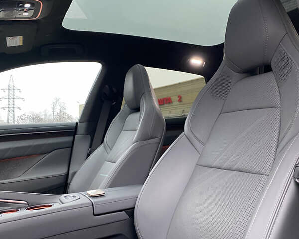 Белый Zeekr 001, объемом двигателя 0 л и пробегом 8 тыс. км за 44800 $, фото 9 на Automoto.ua