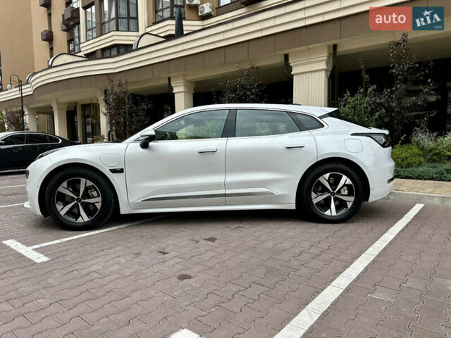 Білий Zeekr 001, об'ємом двигуна 0 л та пробігом 2 тис. км за 40000 $, фото 3 на Automoto.ua