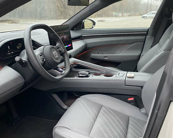 Белый Zeekr 001, объемом двигателя 0 л и пробегом 8 тыс. км за 44800 $, фото 8 на Automoto.ua