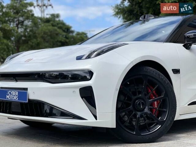 Белый Zeekr 001, объемом двигателя 0 л и пробегом 9 тыс. км за 39900 $, фото 3 на Automoto.ua
