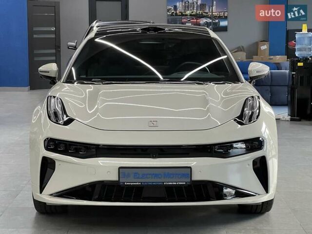 Білий Zeekr 001, об'ємом двигуна 0 л та пробігом 12 тис. км за 44999 $, фото 3 на Automoto.ua