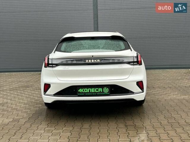 Белый Zeekr 001, объемом двигателя 0 л и пробегом 11 тыс. км за 37400 $, фото 4 на Automoto.ua