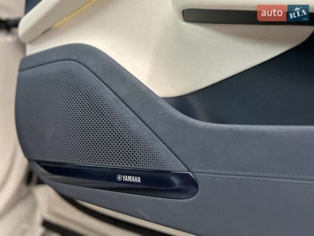 Білий Zeekr 001, об'ємом двигуна 0 л та пробігом 12 тис. км за 44999 $, фото 28 на Automoto.ua