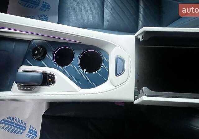 Білий Zeekr 001, об'ємом двигуна 0 л та пробігом 11 тис. км за 37390 $, фото 31 на Automoto.ua