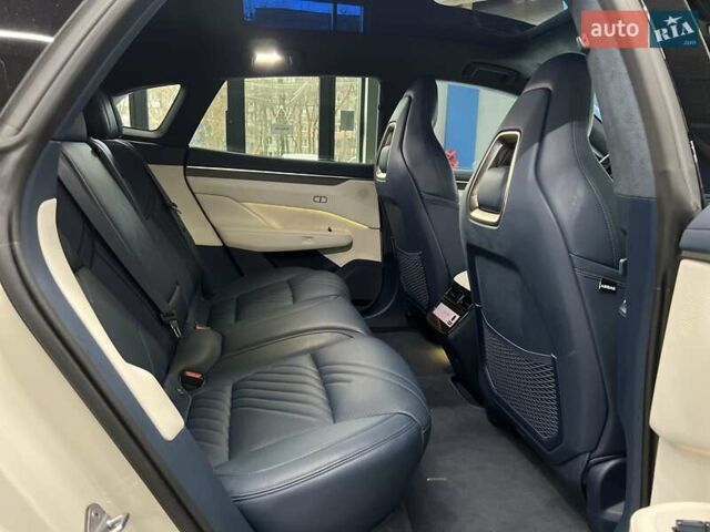 Білий Zeekr 001, об'ємом двигуна 0 л та пробігом 12 тис. км за 44999 $, фото 26 на Automoto.ua