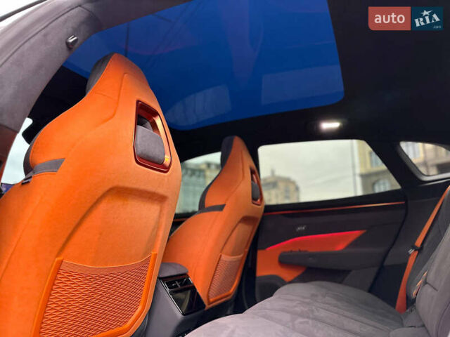 Білий Zeekr 001, об'ємом двигуна 0 л та пробігом 10 тис. км за 55000 $, фото 14 на Automoto.ua