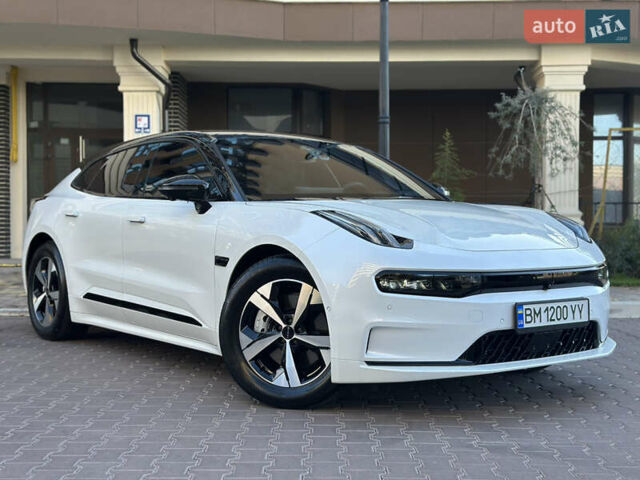 Белый Zeekr 001, объемом двигателя 0 л и пробегом 20 тыс. км за 37500 $, фото 4 на Automoto.ua