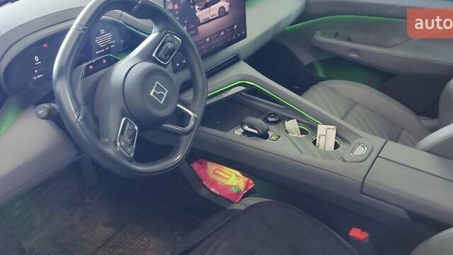 Белый Zeekr 001, объемом двигателя 0 л и пробегом 14 тыс. км за 35000 $, фото 2 на Automoto.ua