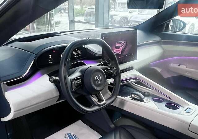 Білий Zeekr 001, об'ємом двигуна 0 л та пробігом 11 тис. км за 37390 $, фото 9 на Automoto.ua