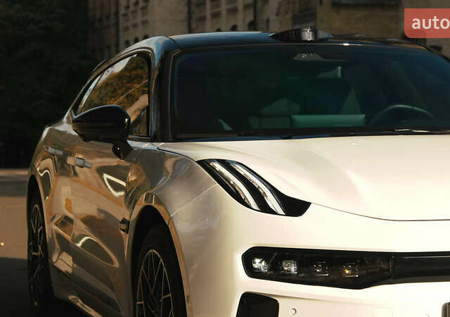 Белый Zeekr 001, объемом двигателя 0 л и пробегом 13 тыс. км за 45000 $, фото 12 на Automoto.ua