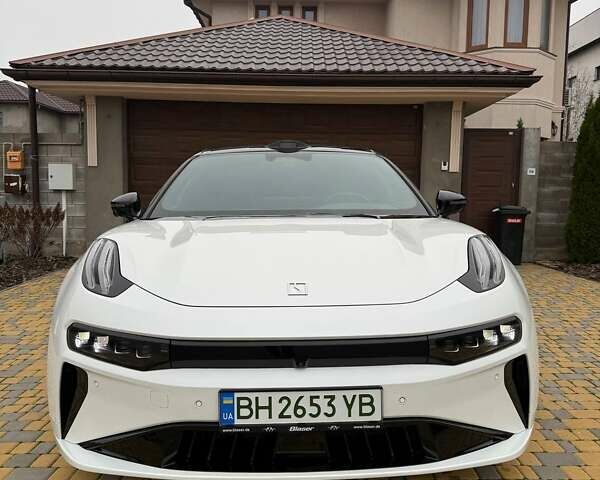 Белый Zeekr 001, объемом двигателя 0 л и пробегом 8 тыс. км за 45000 $, фото 7 на Automoto.ua