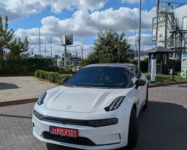 Білий Zeekr 001, об'ємом двигуна 0 л та пробігом 35 тис. км за 34000 $, фото 51 на Automoto.ua