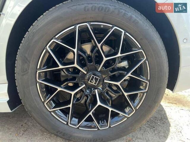Белый Zeekr 001, объемом двигателя 0 л и пробегом 16 тыс. км за 43790 $, фото 27 на Automoto.ua
