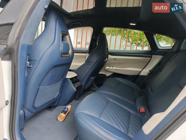 Білий Zeekr 001, об'ємом двигуна 0 л та пробігом 10 тис. км за 37500 $, фото 12 на Automoto.ua