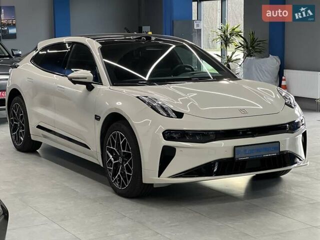 Білий Zeekr 001, об'ємом двигуна 0 л та пробігом 12 тис. км за 44999 $, фото 1 на Automoto.ua