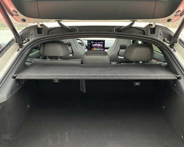 Белый Zeekr 001, объемом двигателя 0 л и пробегом 8 тыс. км за 44800 $, фото 18 на Automoto.ua