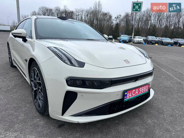 Білий Zeekr 001, об'ємом двигуна 0 л та пробігом 13 тис. км за 45800 $, фото 16 на Automoto.ua