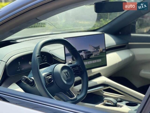Белый Zeekr 001, объемом двигателя 0 л и пробегом 20 тыс. км за 44900 $, фото 4 на Automoto.ua
