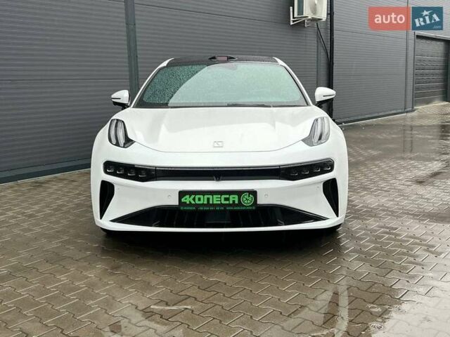 Белый Zeekr 001, объемом двигателя 0 л и пробегом 11 тыс. км за 37400 $, фото 1 на Automoto.ua