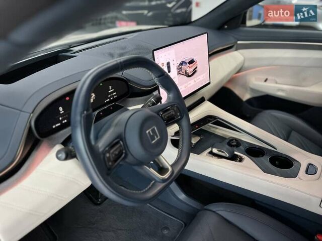 Білий Zeekr 001, об'ємом двигуна 0 л та пробігом 12 тис. км за 44999 $, фото 18 на Automoto.ua