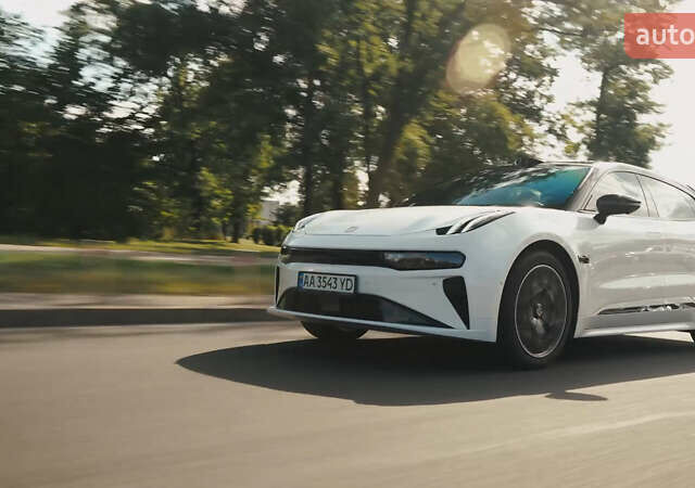 Белый Zeekr 001, объемом двигателя 0 л и пробегом 13 тыс. км за 45000 $, фото 2 на Automoto.ua