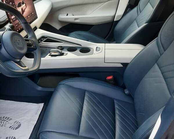 Zeekr 001 2024 в Днепре (Днепропетровске) на Automoto.ua Белый Zeekr 001, объемом двигателя 0 л и пробегом 10 тыс. км за 45999 $, фото 20 на Automoto.ua