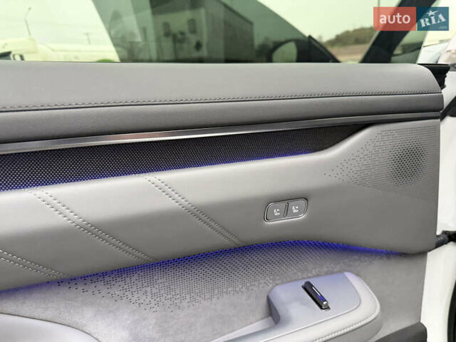 Білий Zeekr 001, об'ємом двигуна 0 л та пробігом 20 тис. км за 47500 $, фото 38 на Automoto.ua