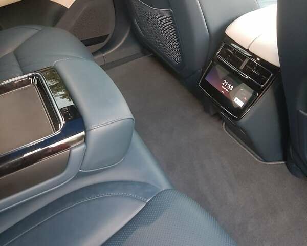 Zeekr 001 2024 в Днепре (Днепропетровске) на Automoto.ua Белый Zeekr 001, объемом двигателя 0 л и пробегом 10 тыс. км за 45999 $, фото 22 на Automoto.ua