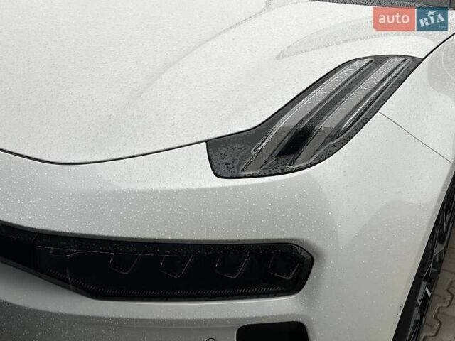 Белый Zeekr 001, объемом двигателя 0 л и пробегом 11 тыс. км за 37400 $, фото 9 на Automoto.ua