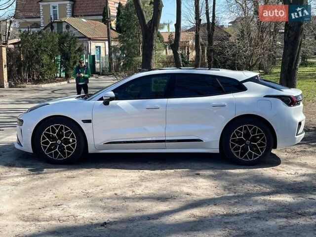 Белый Zeekr 001, объемом двигателя 0 л и пробегом 16 тыс. км за 43790 $, фото 8 на Automoto.ua