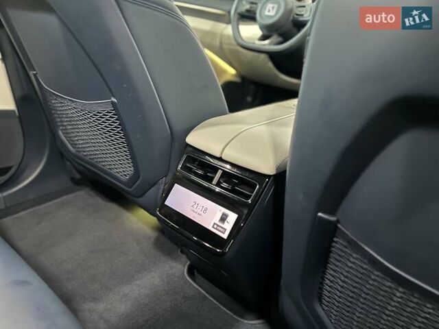 Білий Zeekr 001, об'ємом двигуна 0 л та пробігом 12 тис. км за 44999 $, фото 27 на Automoto.ua