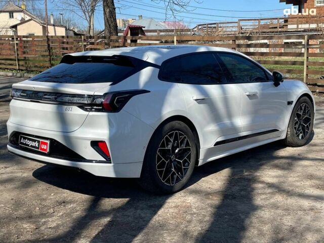 Белый Zeekr 001, объемом двигателя 0 л и пробегом 16 тыс. км за 44990 $, фото 4 на Automoto.ua