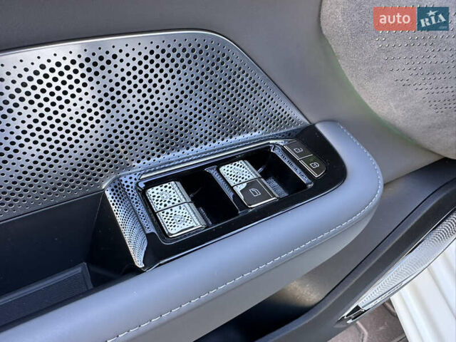 Белый Zeekr 001, объемом двигателя 0 л и пробегом 20 тыс. км за 37500 $, фото 47 на Automoto.ua