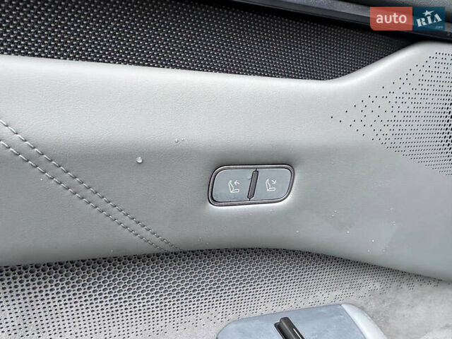 Білий Zeekr 001, об'ємом двигуна 0 л та пробігом 13 тис. км за 45800 $, фото 35 на Automoto.ua