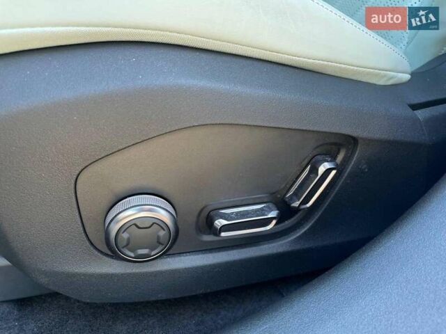 Белый Zeekr 001, объемом двигателя 0 л и пробегом 16 тыс. км за 43790 $, фото 20 на Automoto.ua
