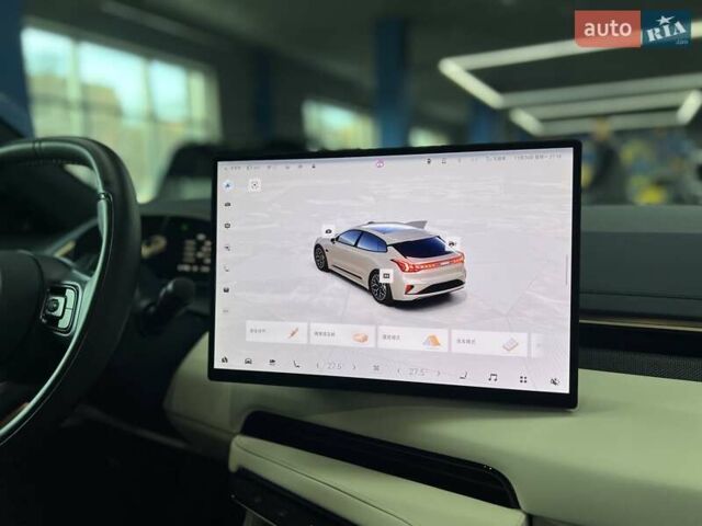 Білий Zeekr 001, об'ємом двигуна 0 л та пробігом 12 тис. км за 44999 $, фото 22 на Automoto.ua