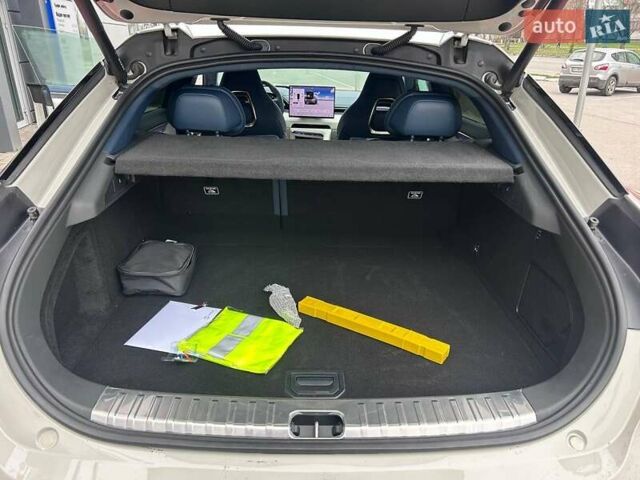 Білий Zeekr 001, об'ємом двигуна 0 л та пробігом 14 тис. км за 47198 $, фото 13 на Automoto.ua