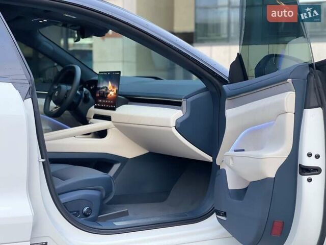 Белый Zeekr 001, объемом двигателя 0 л и пробегом 21 тыс. км за 39900 $, фото 5 на Automoto.ua