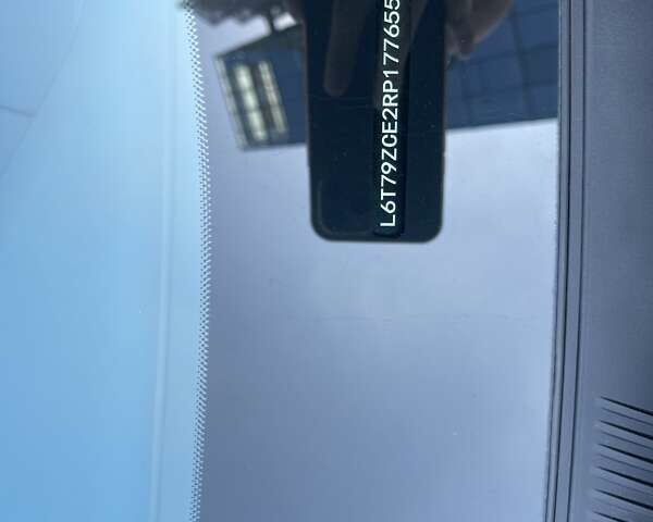 Білий Zeekr 001, об'ємом двигуна 0 л та пробігом 10 тис. км за 39400 $, фото 9 на Automoto.ua