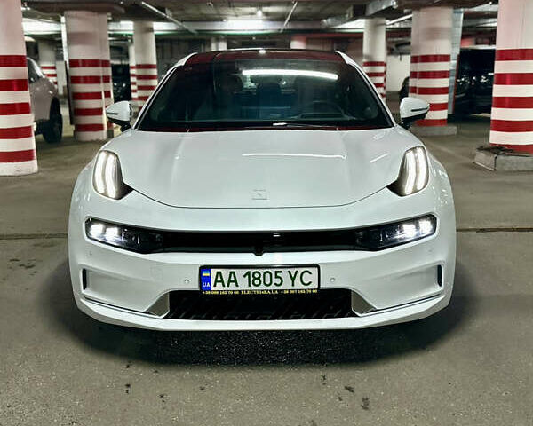 Білий Zeekr 001, об'ємом двигуна 0 л та пробігом 2 тис. км за 40000 $, фото 12 на Automoto.ua